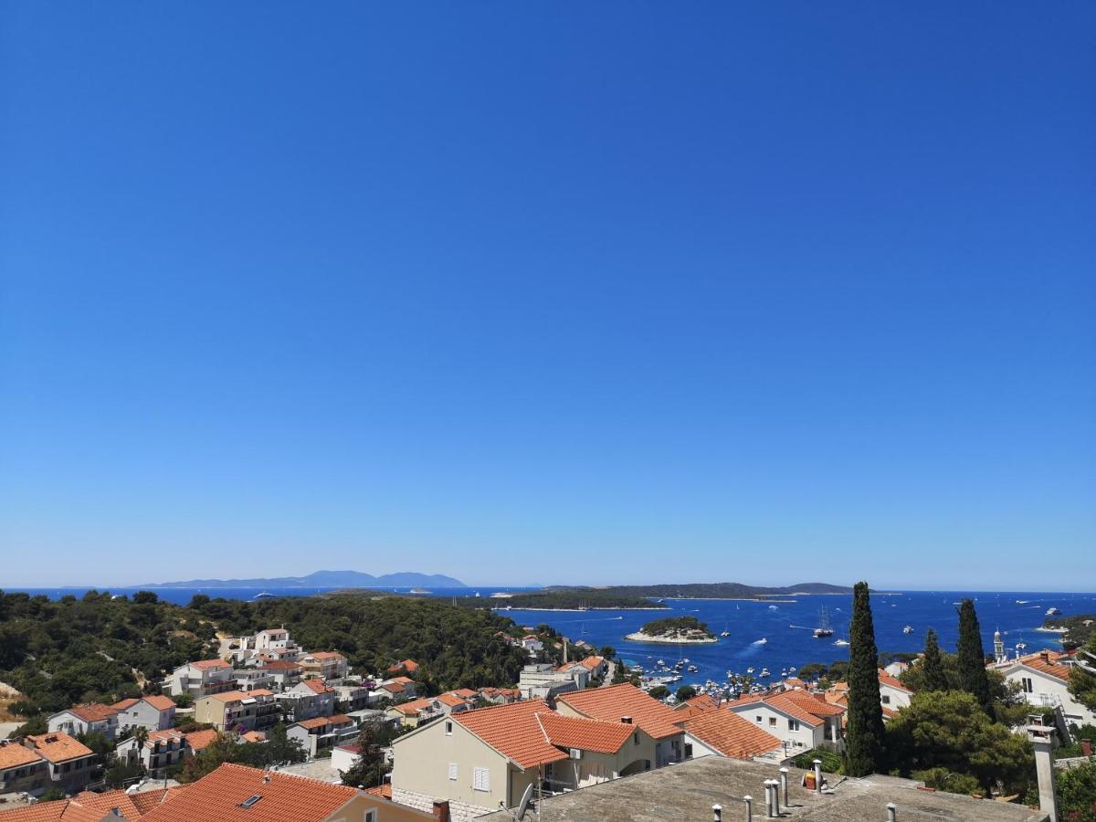 Apartments & Rooms Anita Hvar Town Exteriör bild