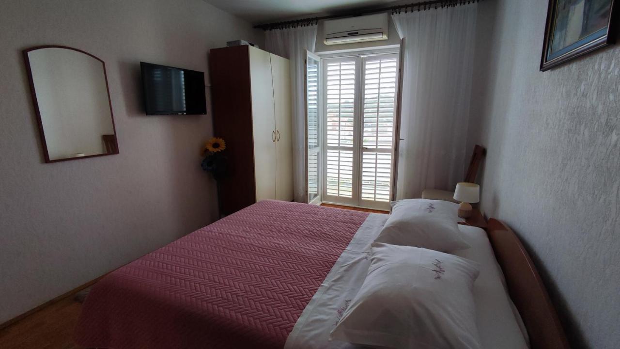 Apartments & Rooms Anita Hvar Town Exteriör bild