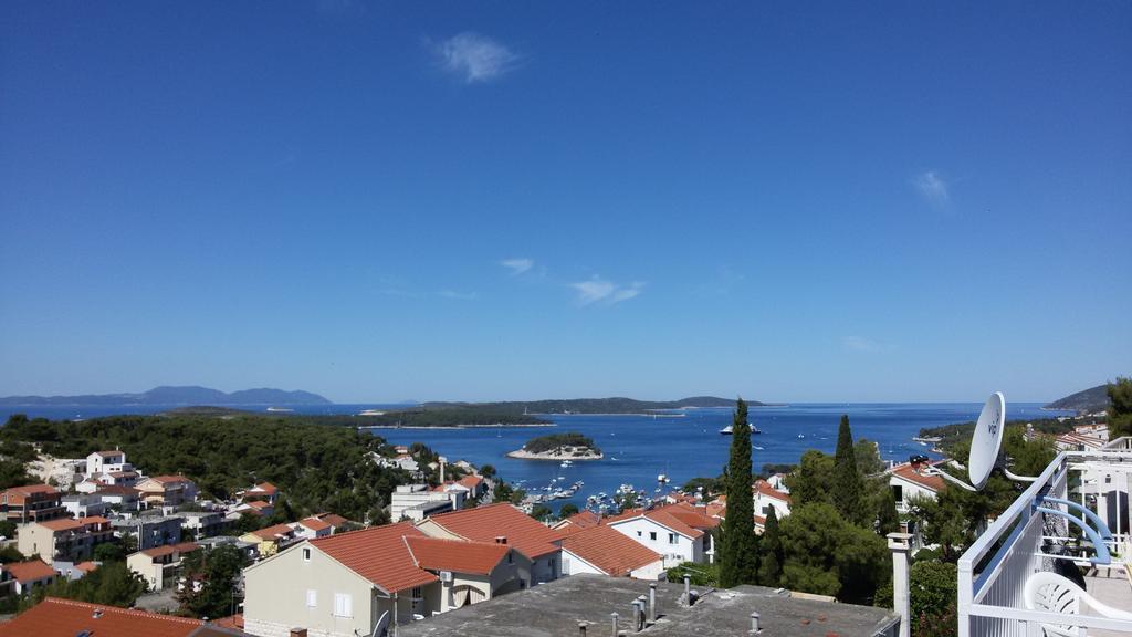 Apartments & Rooms Anita Hvar Town Exteriör bild